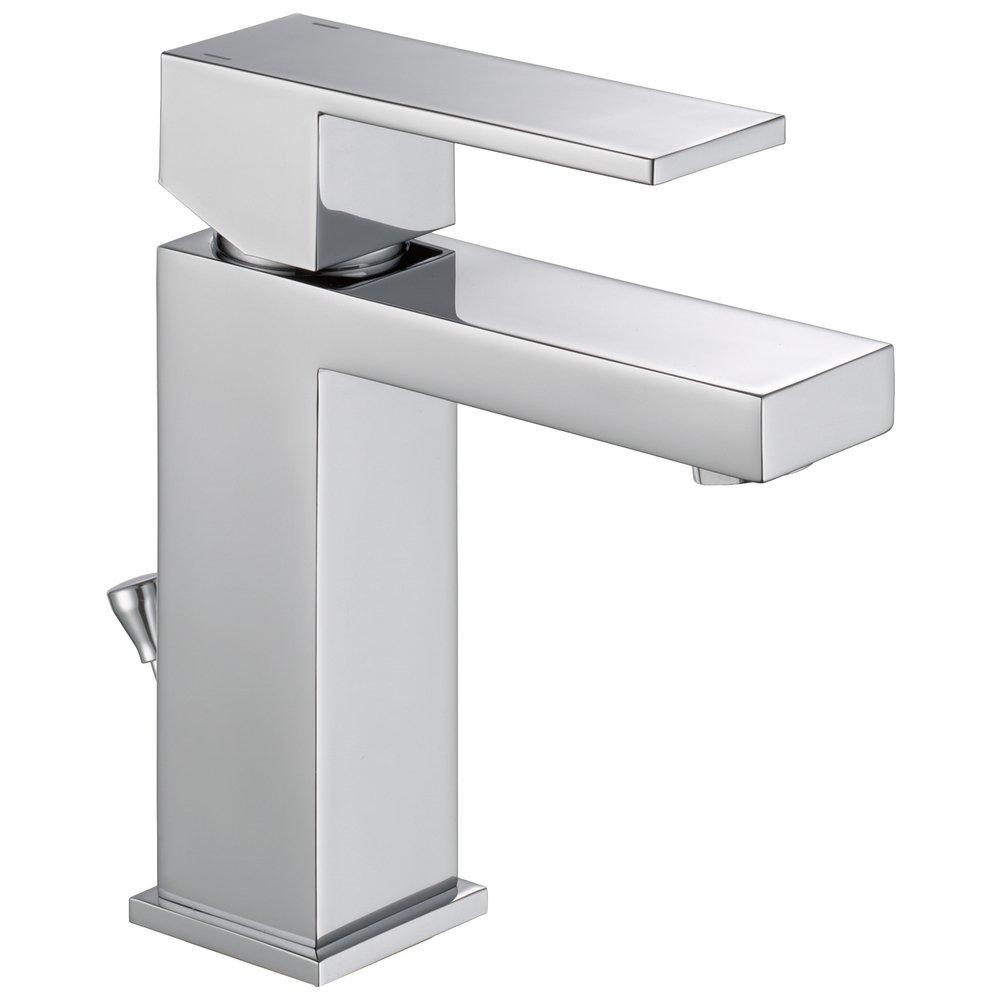 Bathroom Faucet - DELTA FAUCET CO - Single Handle Centerset Bathroom Sink Faucet in Chrome